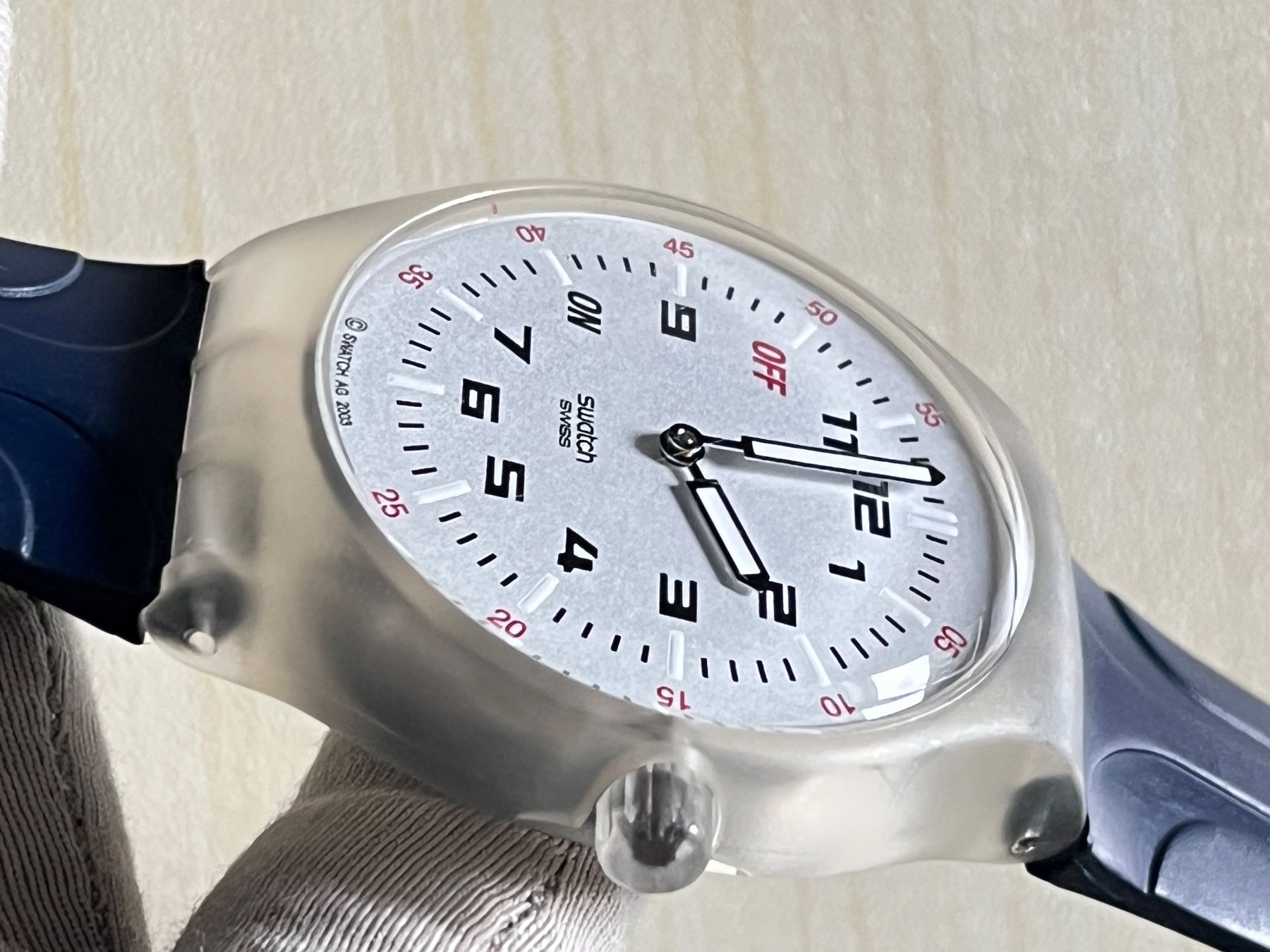 Swatch Montres: Swatch Uhr, ON/OFF Design, Top Zustand – D'occasion à Grenchen par chththl 4