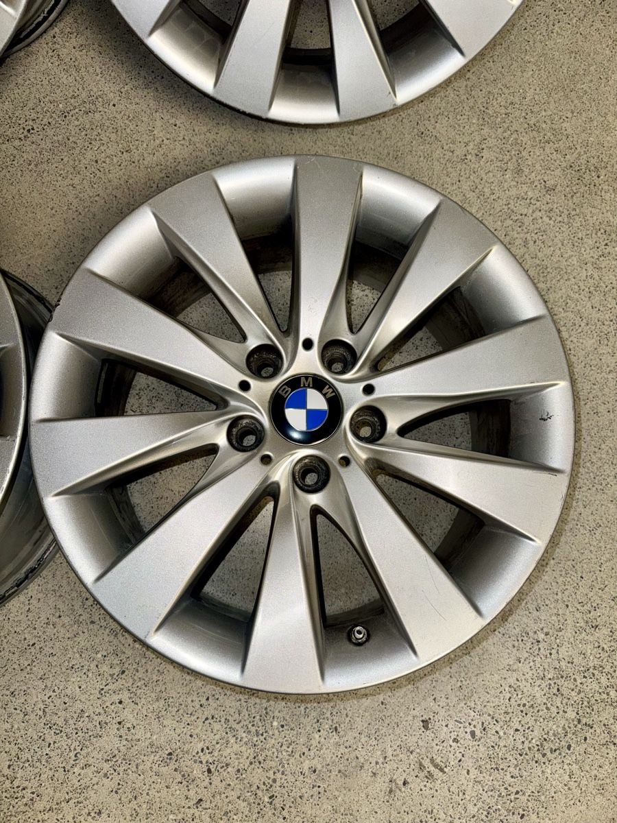 BMW Tutti pezzi di ricambio auto: BMW Styling 413 17 Zoll Original TPMS – Usato da Meilen venduto da SimoKutlin46 2