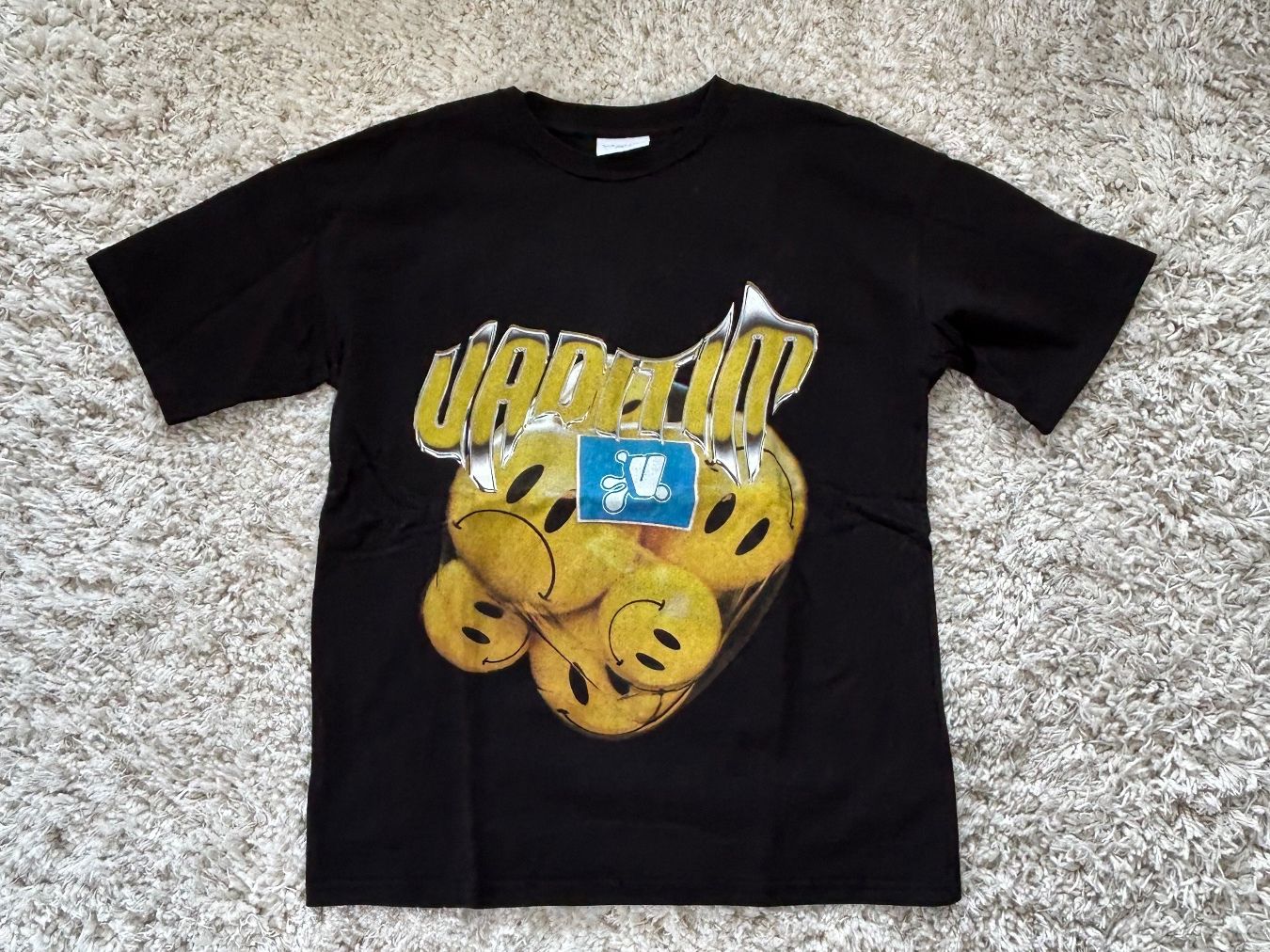T-Shirts: Vaditim Smiley T-shirt – Gebraucht aus Künten von scoobydoo1312