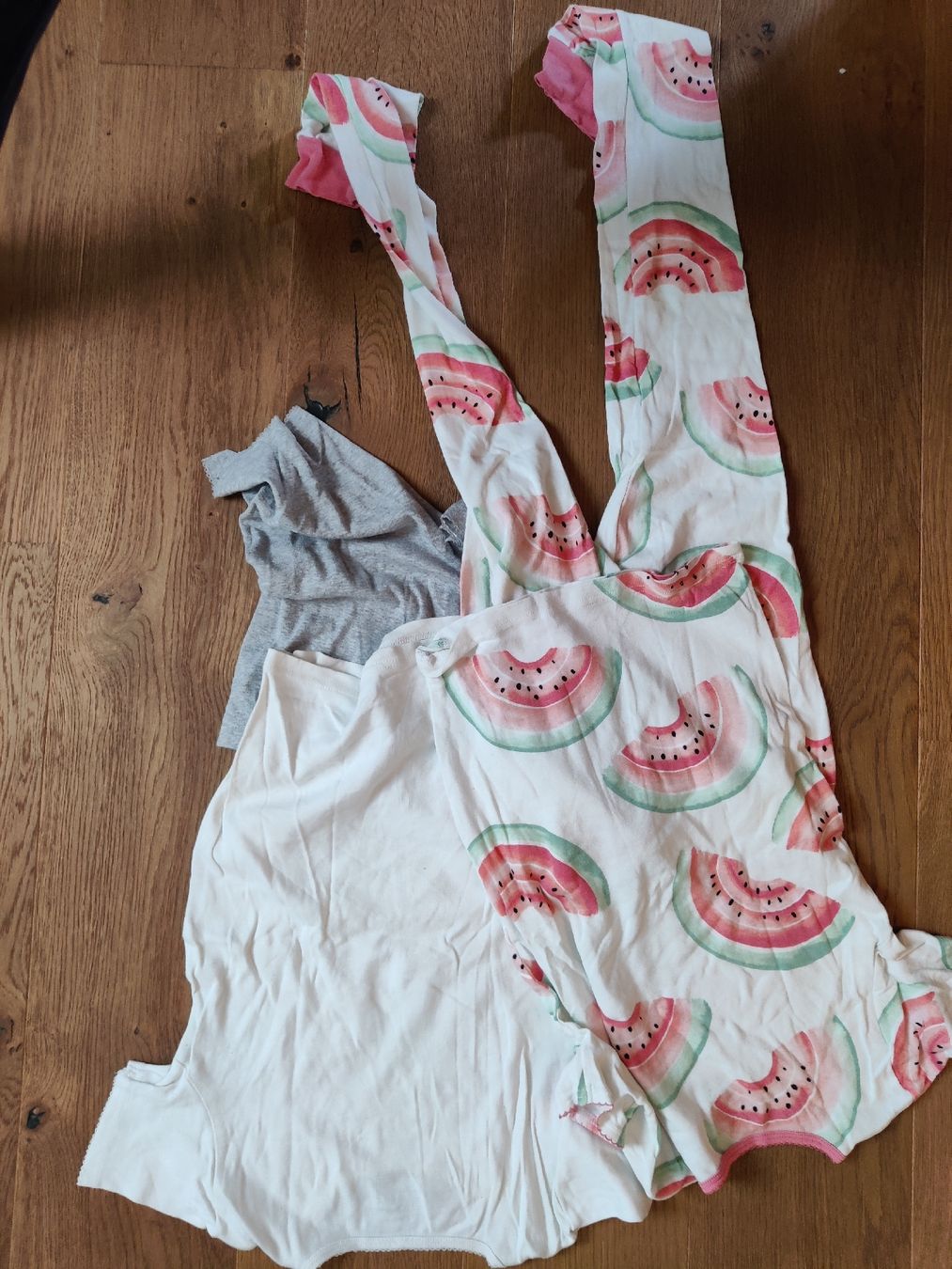 Carter's Pyjamas & Ähnliches: Carter's Lot 2x maedchenpijama Gr.12y – Gebraucht aus Ostermundigen von Louhdezd 3