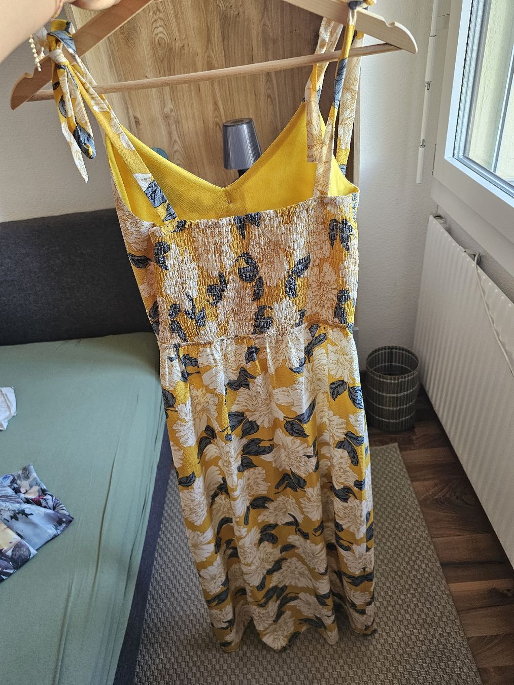 Kleider: Kleid mit Blumenmuster Grösse S NEU – Neu (gemäss Beschreibung) aus Willisau von ber_jk2k 2