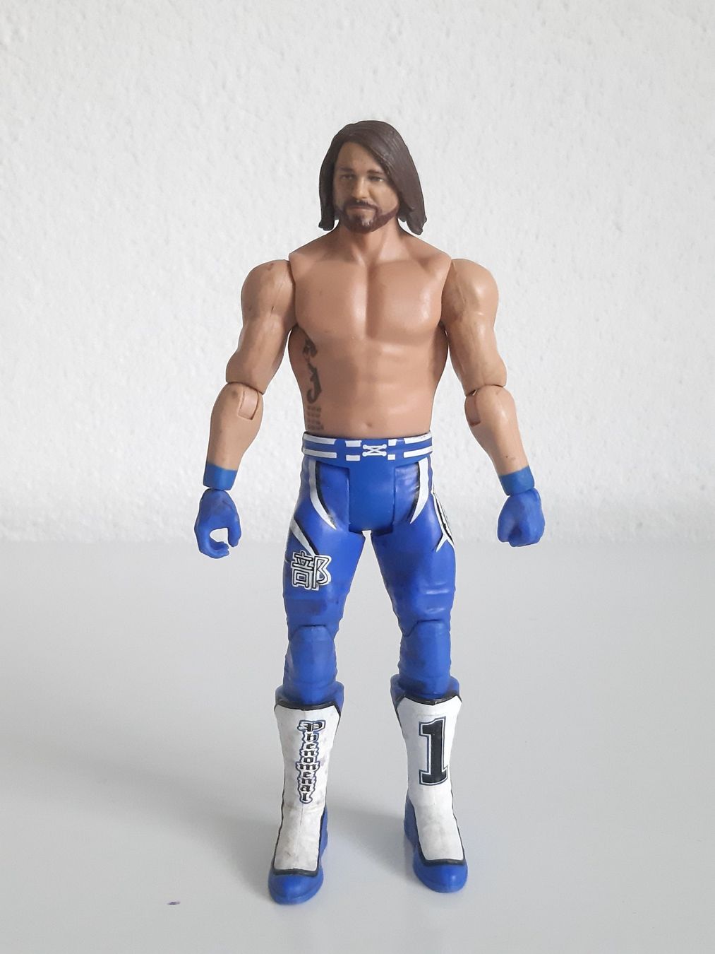 WWE Statuette: WWE Action Figure Basic - AJ Styles – Usato da Buchs SG venduto da Bray_Law