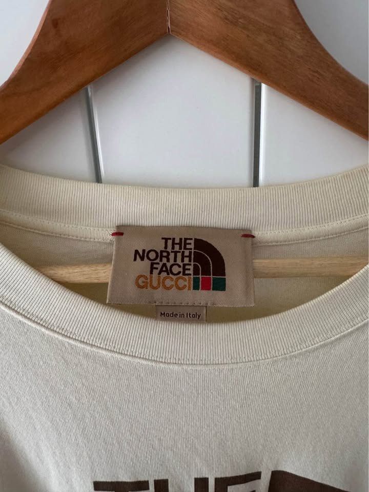 T-shirt: T-Shirt Gucci x North Face – Nuovo e nell'imballaggio originale da Lausanne venduto da mal_2nl5 2