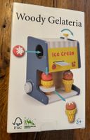 Woody Gelateria aus Holz