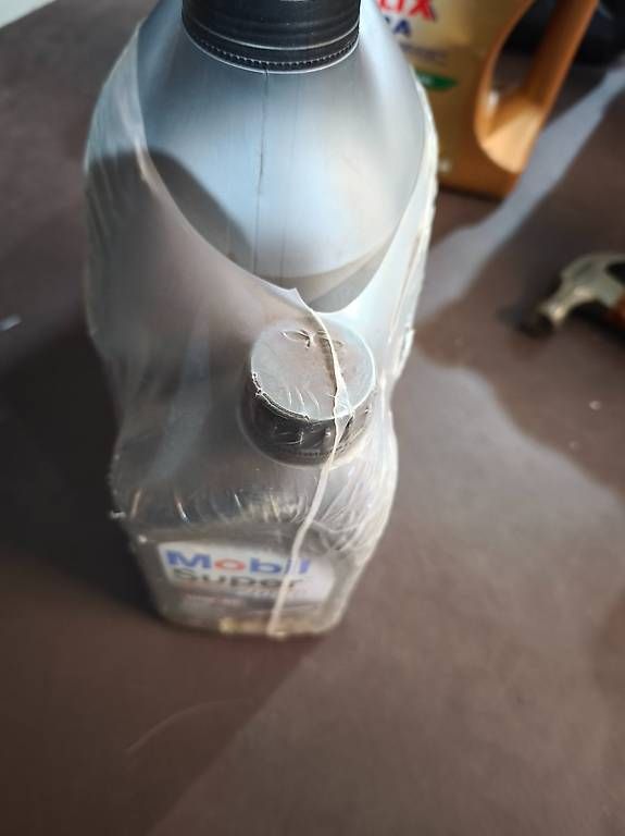 Oli & Additivi: Motorenöl 10w40 6 Liter. – Usato da Zihlschlacht venduto da rad_vvm9 3