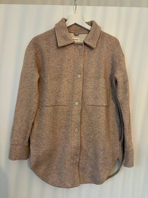 Giacche: ALMARAA STRICK-OVERSHIRT BIO-WOLL-MIX – Usato da St. Gallen venduto da fmock