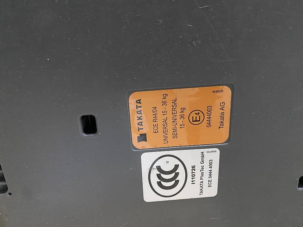 Seggiolini per auto: Kindersitz original Audi – Usato da Rütihof venduto da Ta-289 4