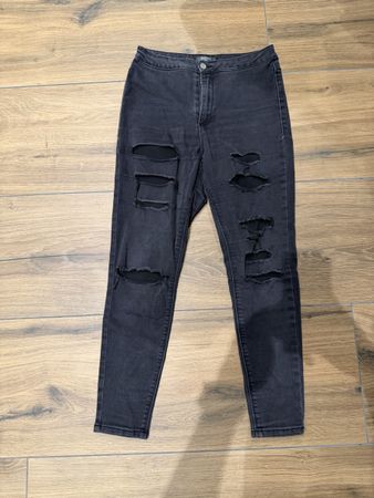 Schwarze Destroyed Jeans, Missguided, Grösse 40/S