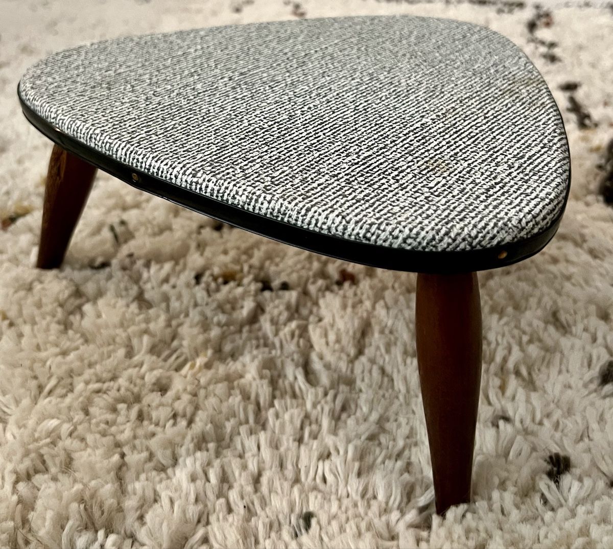 Sgabelli: Vintage Mid Century Blumenhocker – Usato da Hunzenschwil venduto da Madachica 7