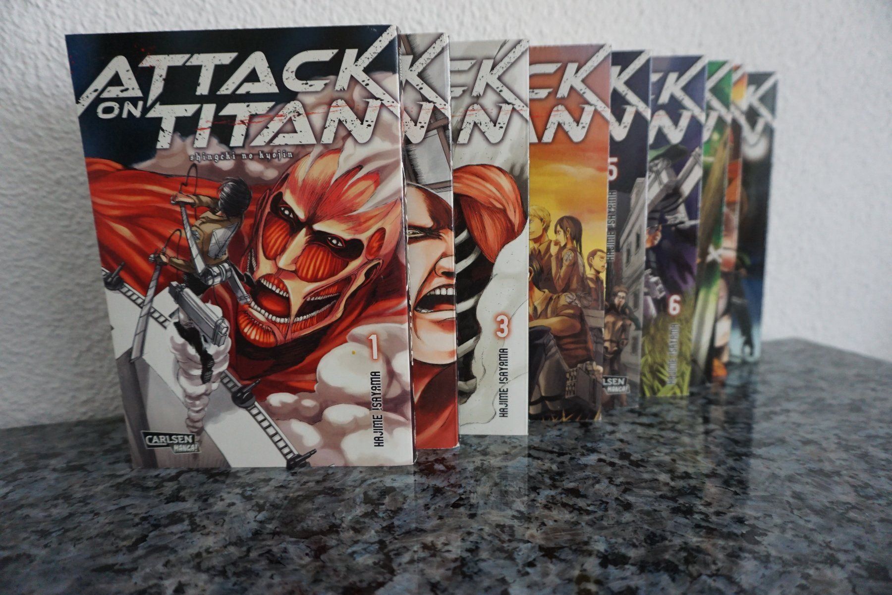 Libri: Attack on Titan – Usato da Hochdorf venduto da Aguadulce