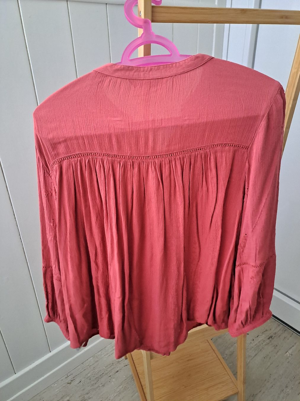 Blusen: Damenbluse Gr. L guter Zustand – Gebraucht aus Rickenbach LU von bishiida 3