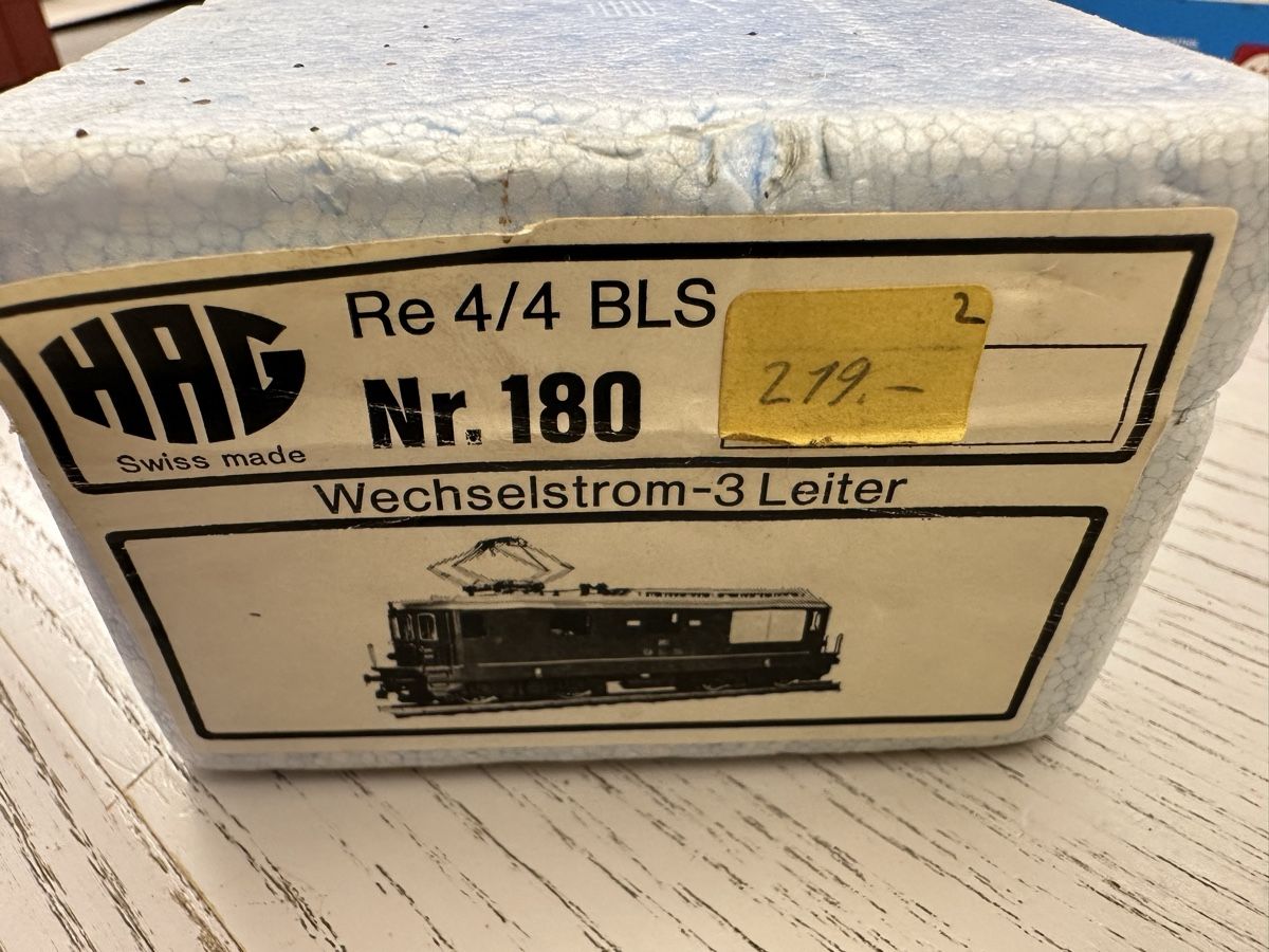 Hag Modelleisenbahnen: Hag 180 BLS Re 4/4 – Gebraucht aus Lupsingen von New-Haven 6