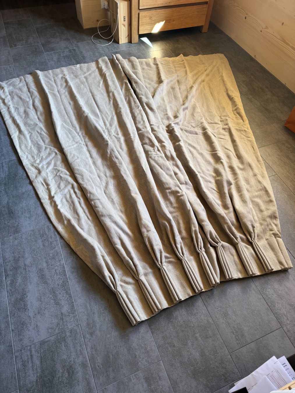 Tende: high-opacity linen curtains – Usato da Oeschseite venduto da -Luxury-On-Line- 6