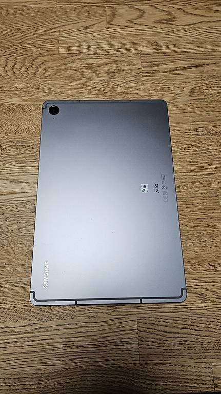 Samsung Tablettes PC: Samsung Tab S9 FE mit Tastatur – D'occasion à Bern par MichaelGerber600tt 4