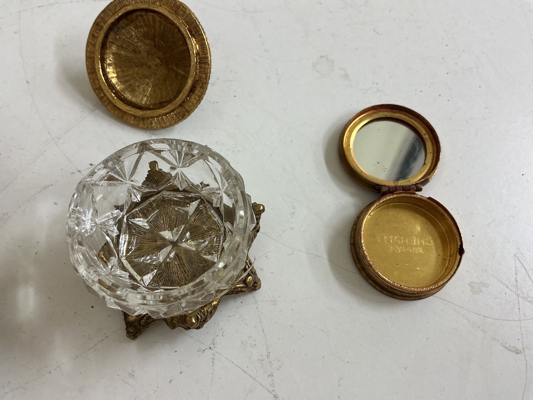 Tutte le decorazioni: 4 kleine Glitzer Dosen – Usato da Bern venduto da vielerart 4
