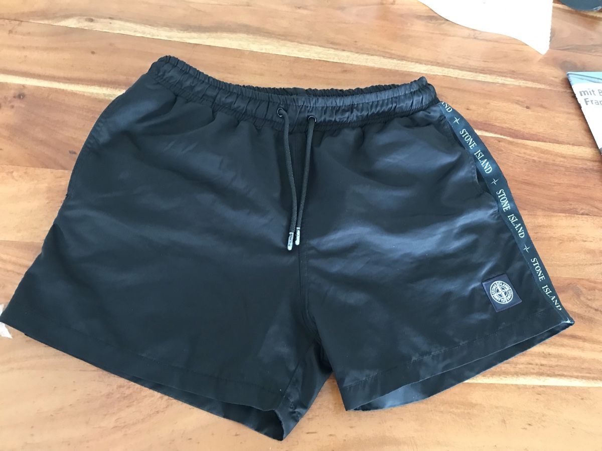 Stone Island Pantaloni: Stone Island Shorts Gr M – Usato da St. Gallen venduto da Emifrei