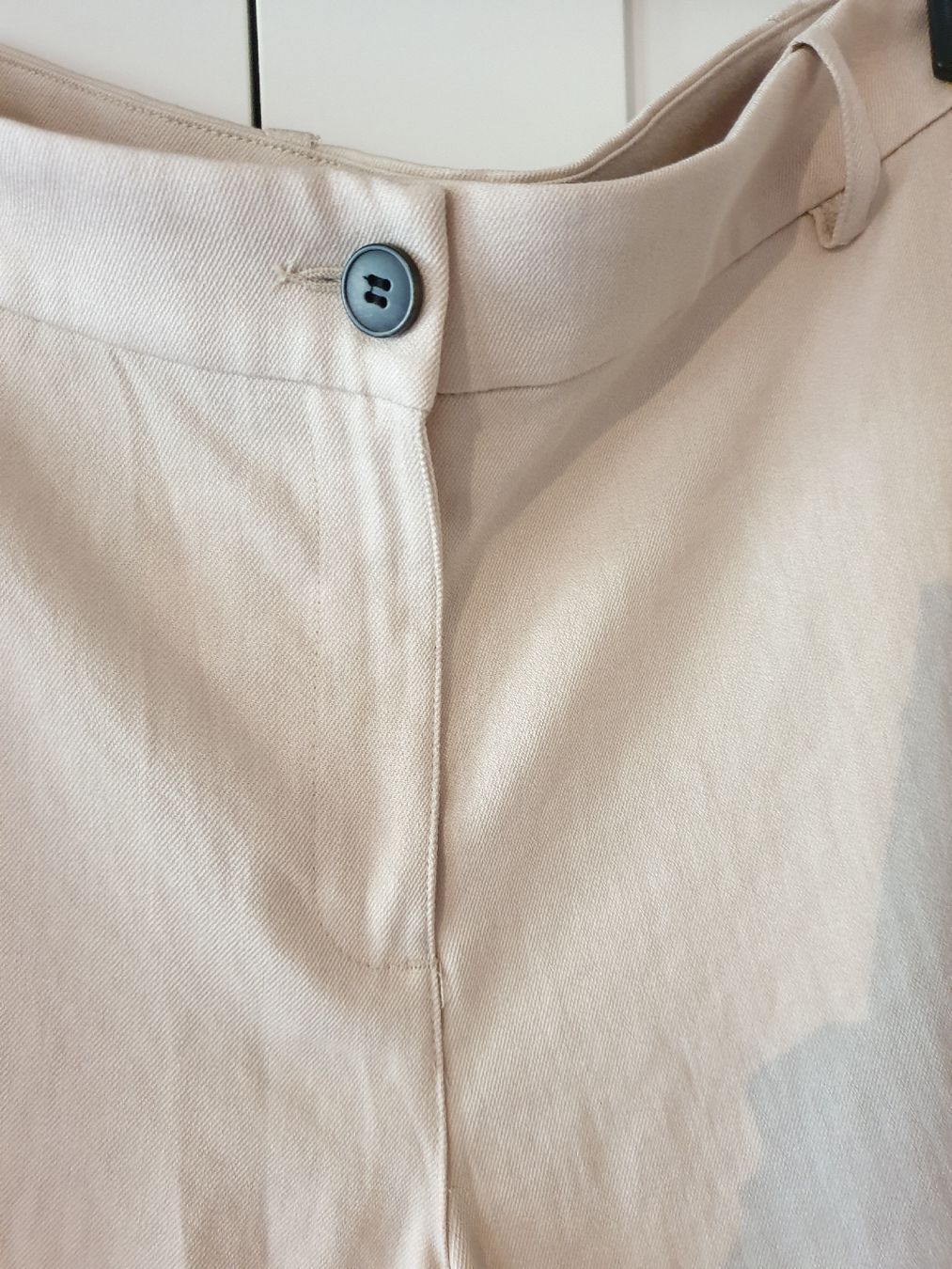 H&M Pantaloni: Hose Gr.44 Neu – Nuovo e nell'imballaggio originale da Leuggelbach venduto da Schreiner21 2