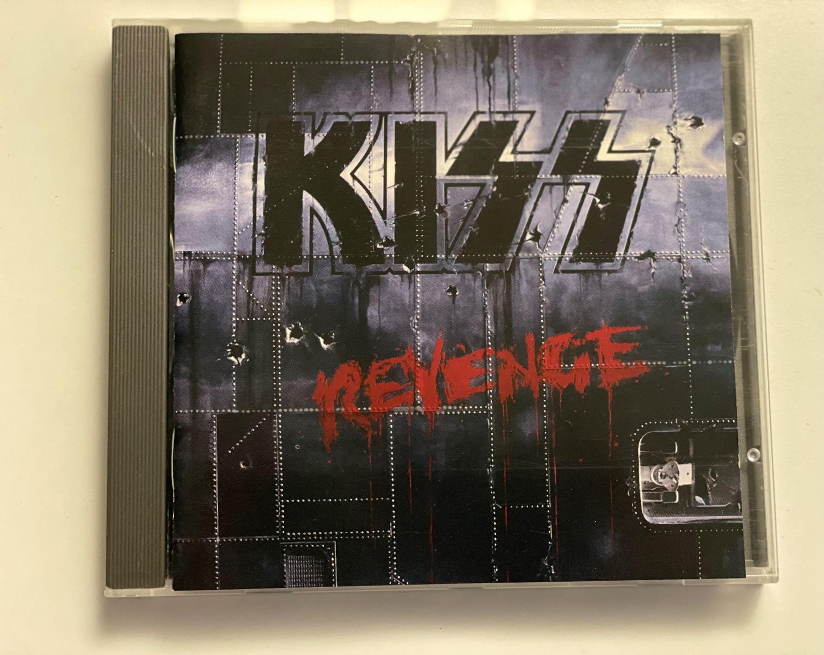CD: Kiss – Usato da Muri b. Bern venduto da AdidasCollector 3