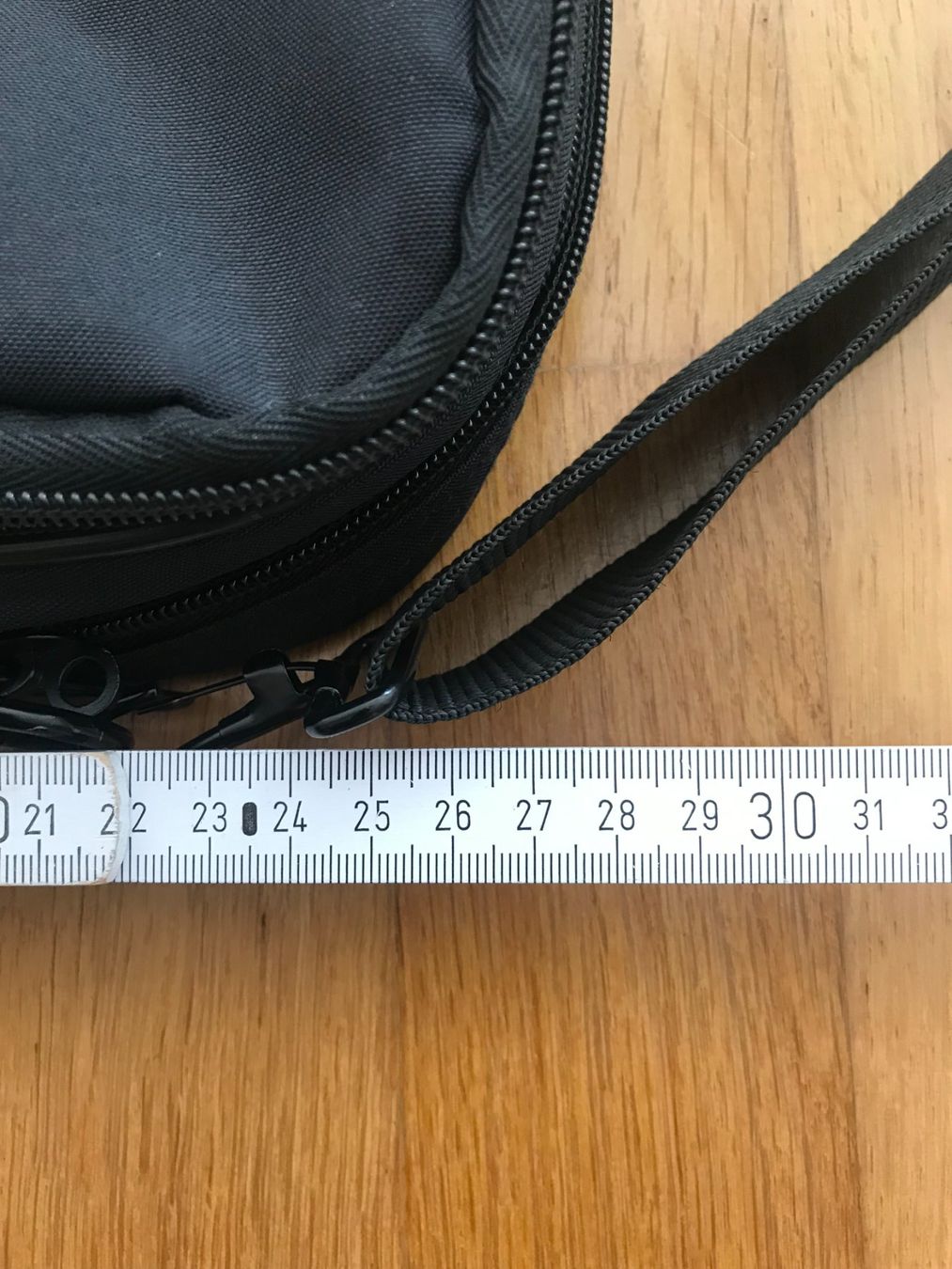 Borse: BASE XX Notebooktasche 15.6 Zoll schwarz mit Schulter – Usato da Zug venduto da Cry71 7