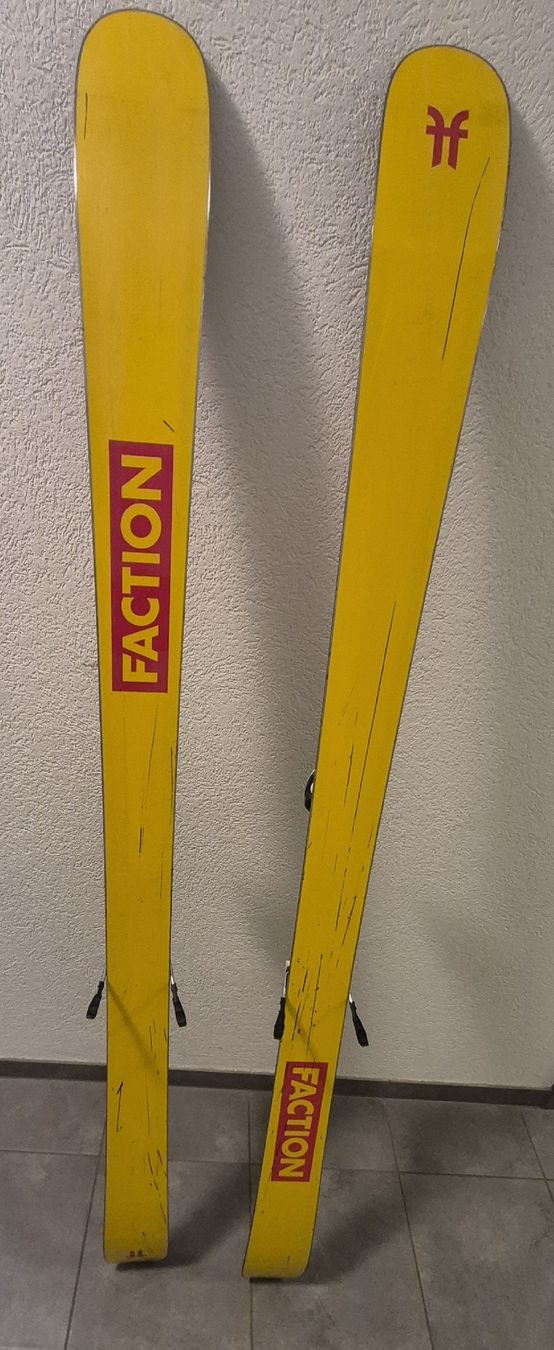 Faction Sci: Faction Candide 1.0 – Usato da Châtel-St-Denis venduto da gui_y95w 2