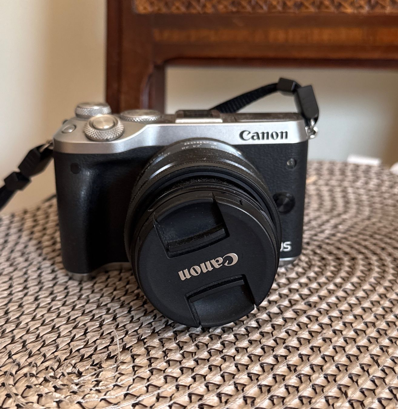 Canon Appareil photo: Canon EOS M6 – D'occasion à Viganello par ale_hg6d