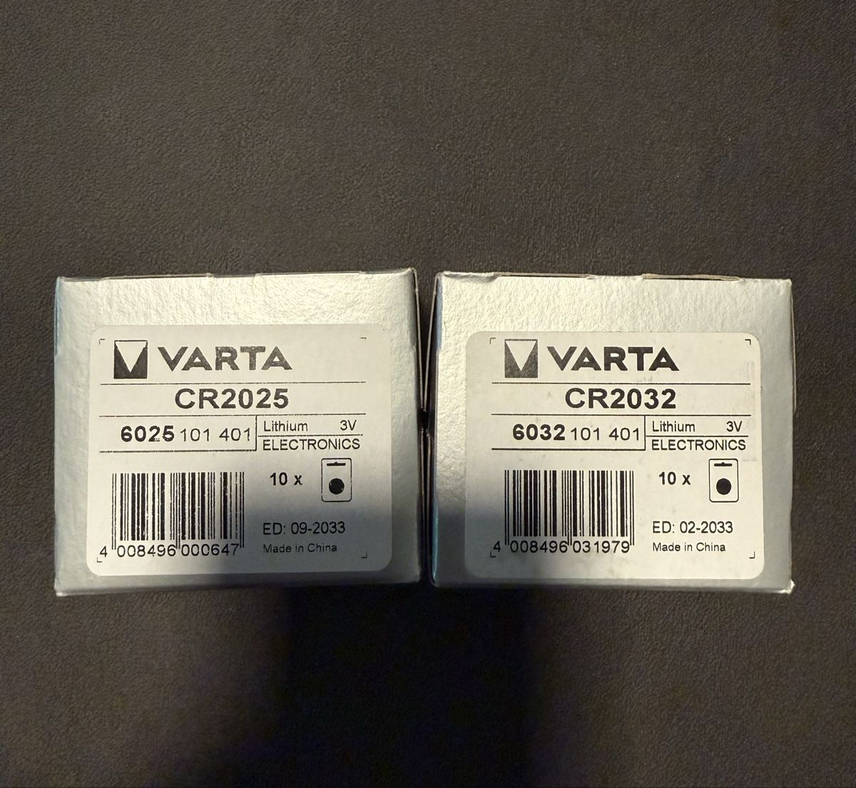 Varta Caricatori & Batterie: Varta Batterie CR2025 CR2032 – Nuovo e nell'imballaggio originale da Herisau venduto da Antonys