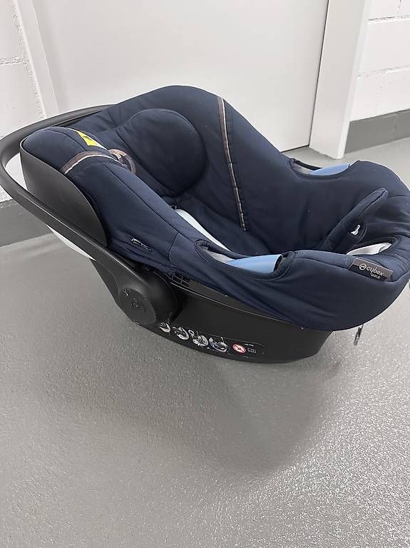 Cybex Sièges auto: Cyber Kindersitz – D'occasion à Volketswil par pattyhoffie