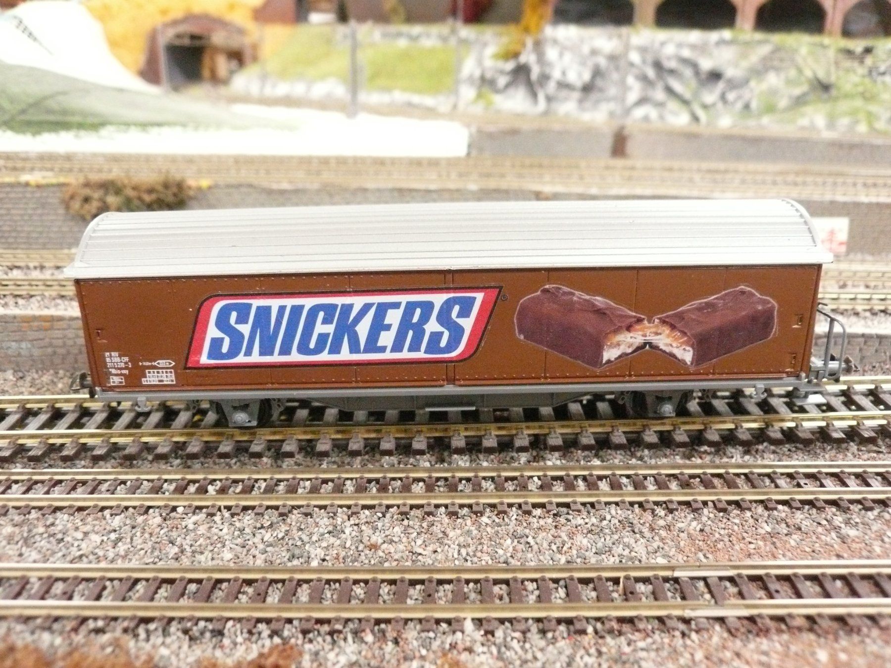 Roco Trains électriques: ROCO HBIS H0 DC  ""  SNICKERS  ""  EINMALIG MIT OVP – D'occasion à Pfaffnau par nolff