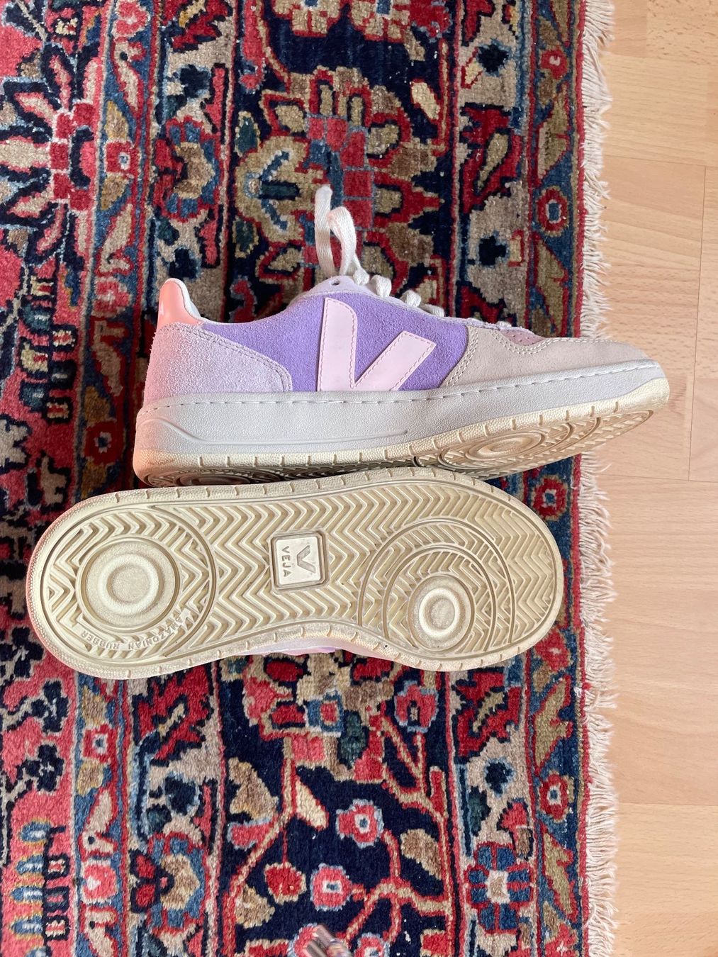 Veja Scarpe da donna: Sneakers von Veja / Gr. 39 – Nuovo (secondo la descrizione) da Wettingen venduto da sonn5 4