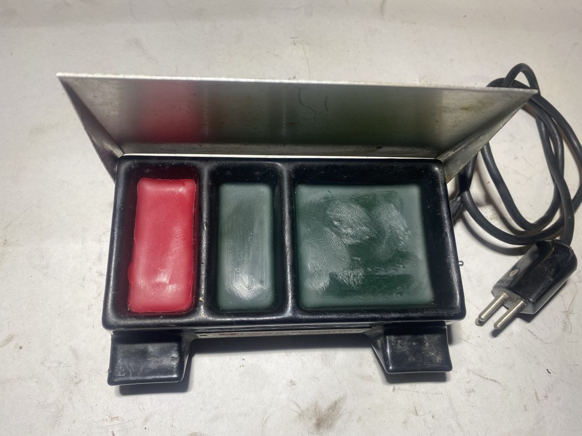 Alle Maschinen: WAX-O-MATIC Thermal Conditioning Unit – Gebraucht aus Buonas von Topdown 1