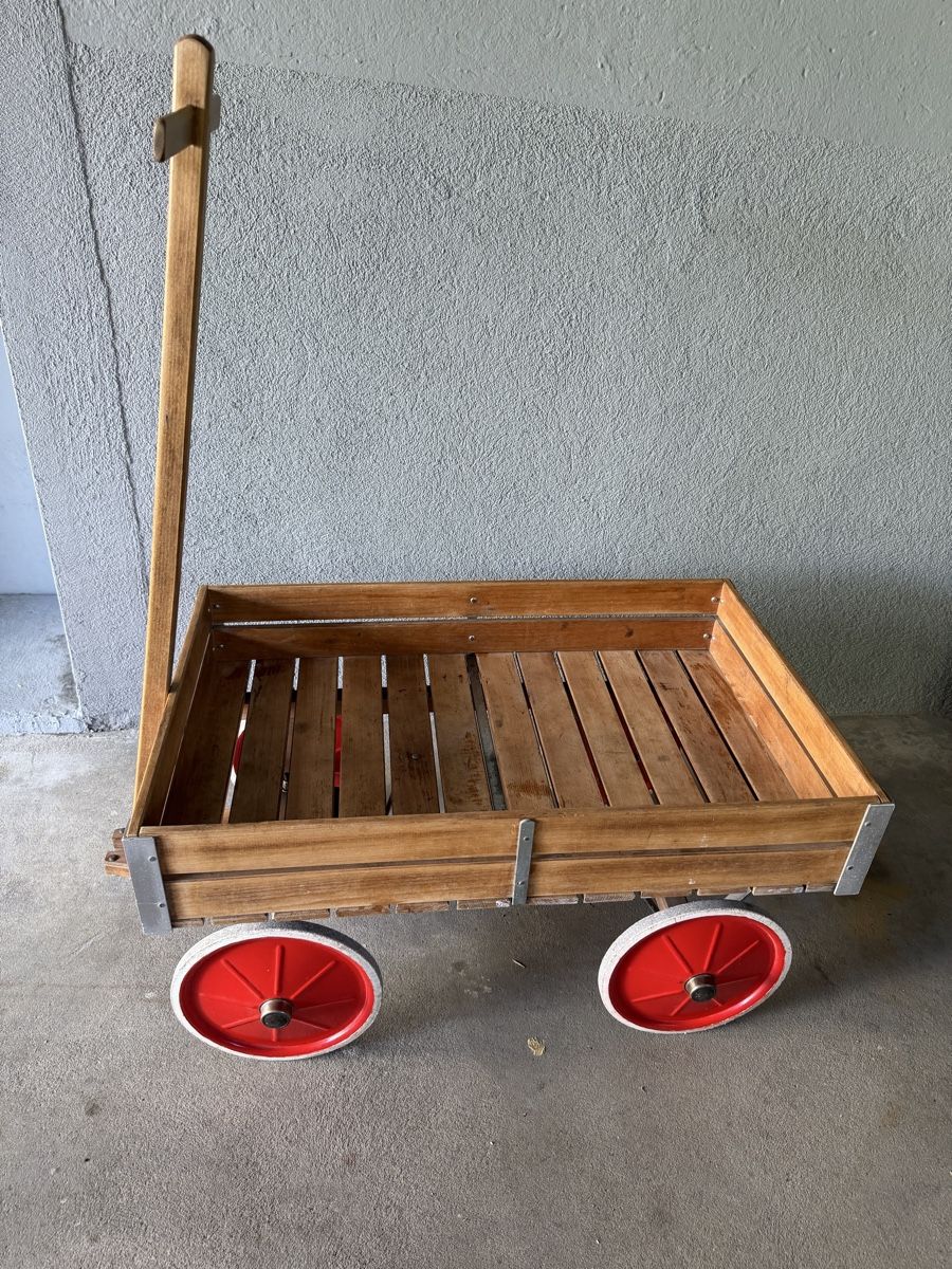 Wisa Gloria Veicoli per bambini: Wisa Gloria Bollerwagen – Usato da Gossau SG venduto da LOLA-59