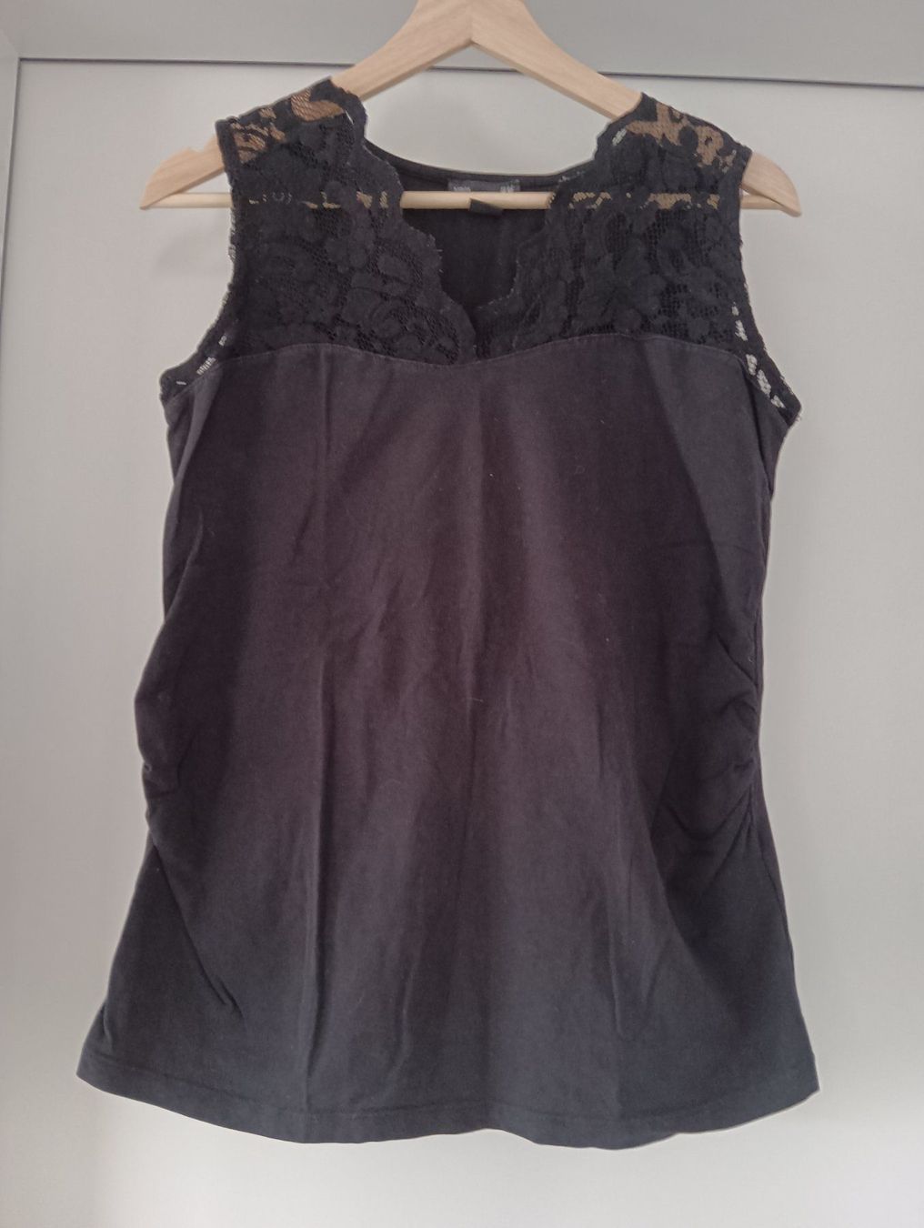 H&M T-Shirts: Umstandsshirt / Schwangerschaftshirt Gr.M – Gebraucht aus Schöfflisdorf von kin_2dp9