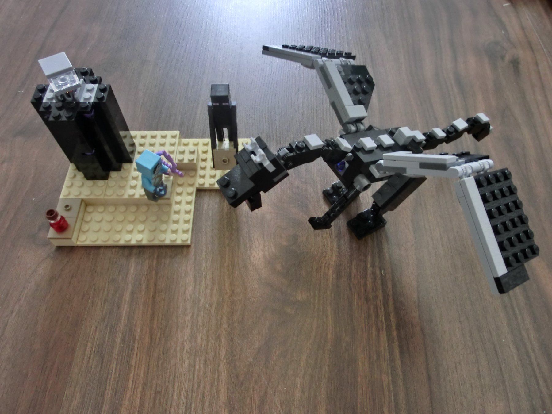 Lego Jeux de construction: Lego Minecraft 21151 Der Enderdrache – D'occasion à Heerbrugg par Doblinsky