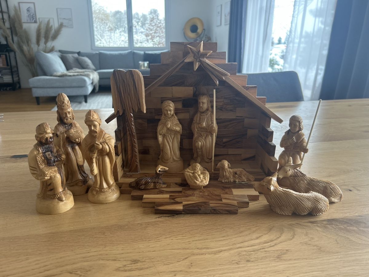 Articoli in legno: Handgeschnitzte Olivenholz-Krippe aus Bethlehem – Usato da Rothrist venduto da Nadjane