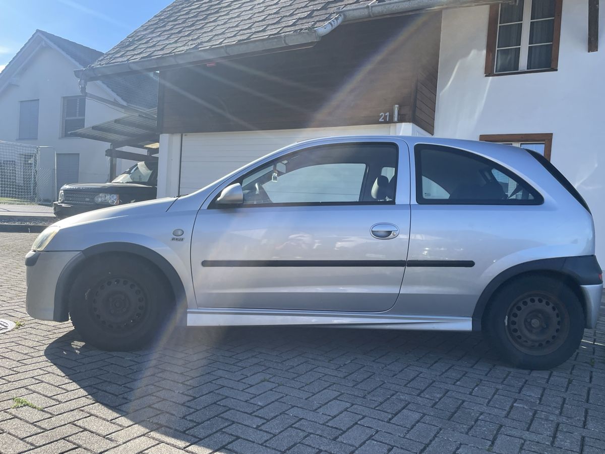 Opel Automobili: Opel Corsa C 1.8 Gsi 125ps – Usato da Oberönz venduto da lev_j57j 3