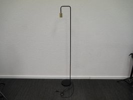 Näve Modo (Stehlampe)