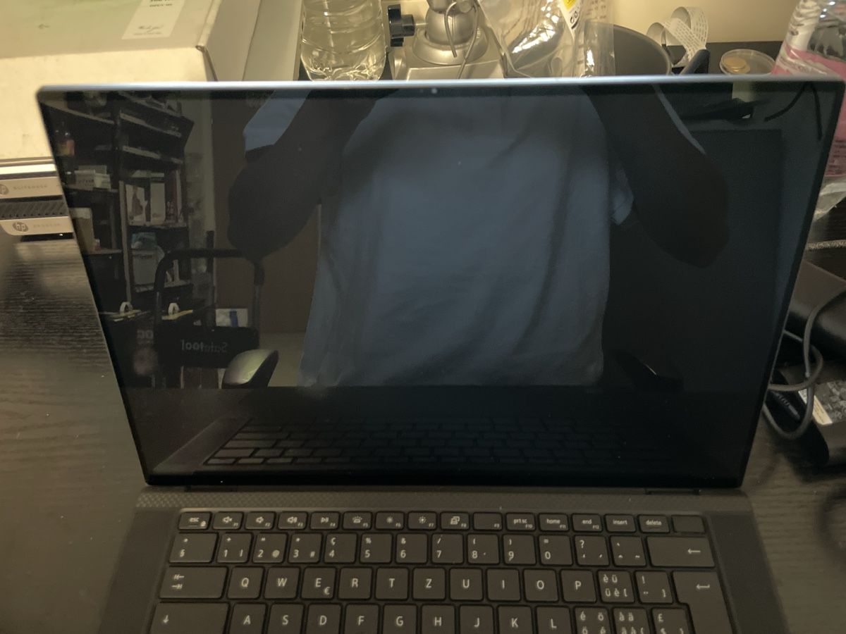 Dell Notebook: Dell Precision 5570 Def. 256/00/i7 ab 1 CHF – Difettoso da Abtwil sg venduto da Kueng.MultiOutlet 3