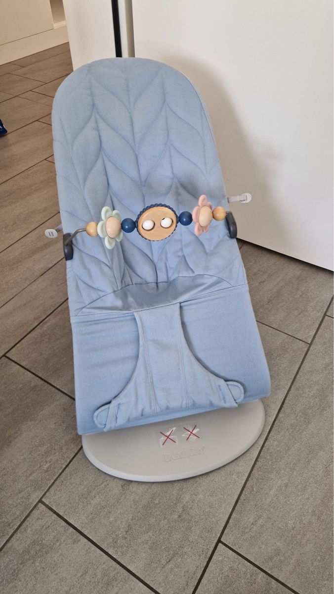Babybjörn Wippen & Schaukeln: BABYBJÖRN inkl. SPIELZEUG – Neu (gemäss Beschreibung) aus Wetzikon ZH von sal_v2jt 2