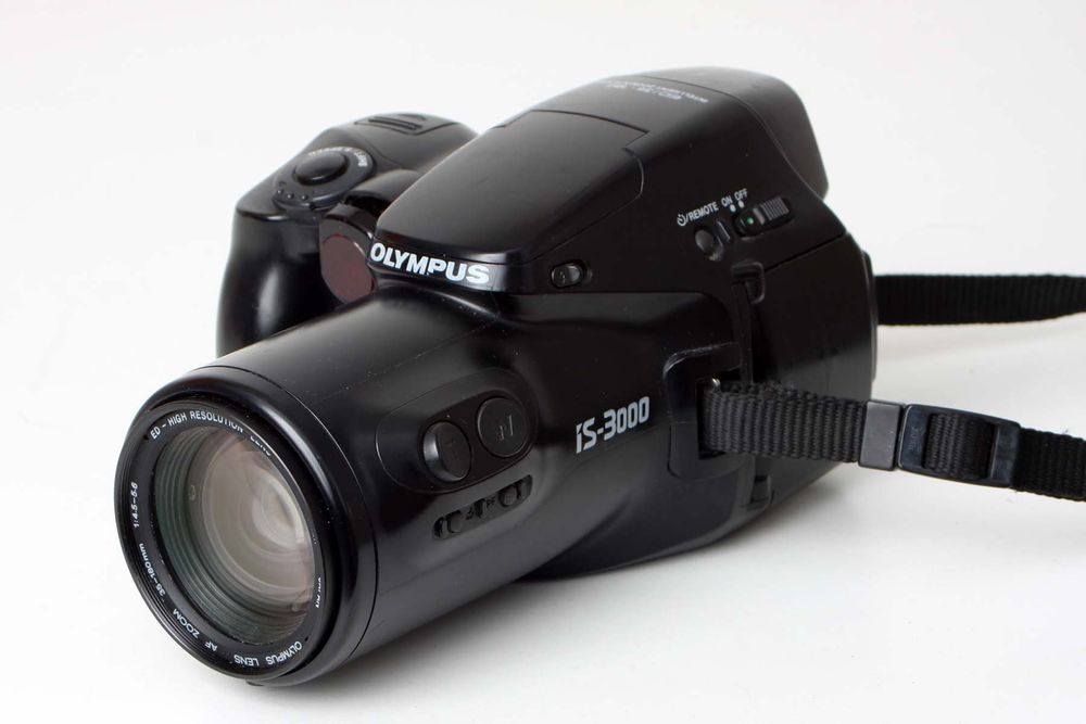 Appareil Photo Olympus 310 XL – Date à Quartz – 35mm SLR – Occasion