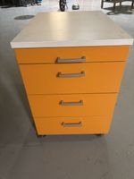 Rollcontainer orange mit vier Schubladen gebraucht