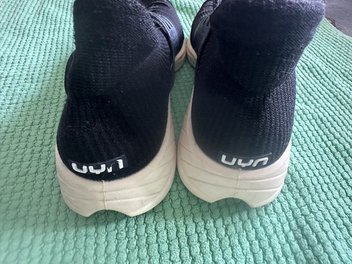 Chaussures femmes: Uyn Turnschuhe gr 38 – D'occasion à Uster par bek_v2ct 5