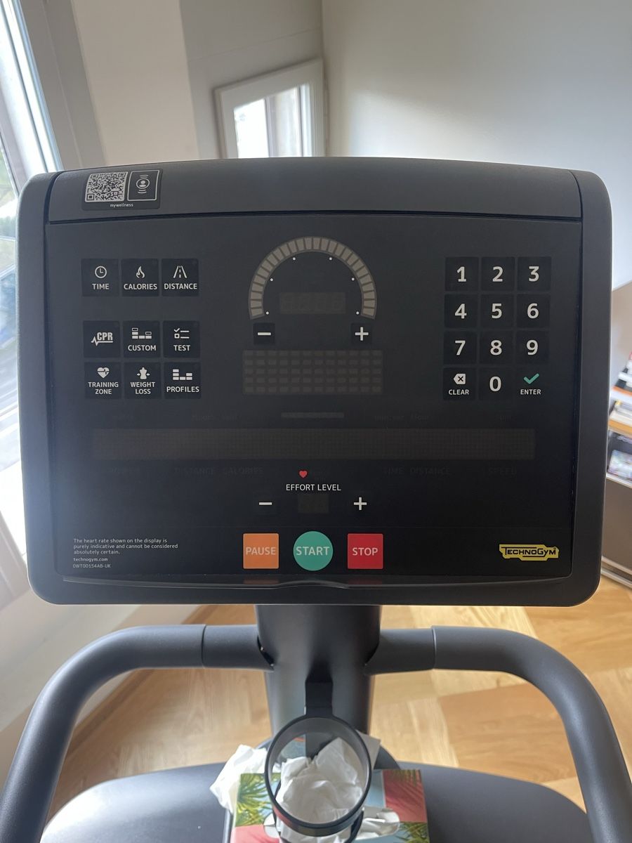 Technogym Vélos d'appartement: Techno Gym Treppensteigen – D'occasion à Kleindöttingen par mafi82 2