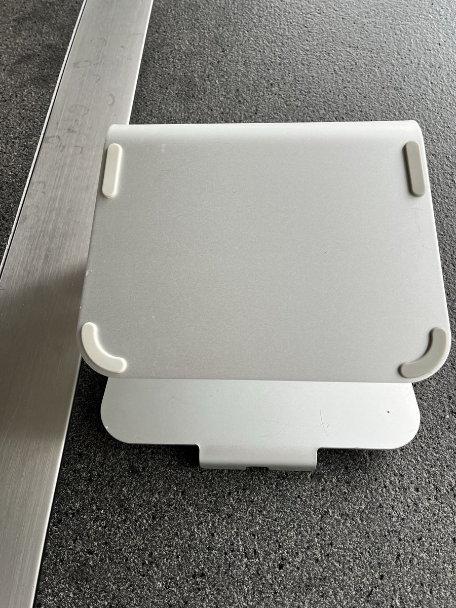 Racks & Cavalletti: Laptopständer / Rain Design / mStand / Aluminium Silber – Usato da Biberstein venduto da Freywillig 6