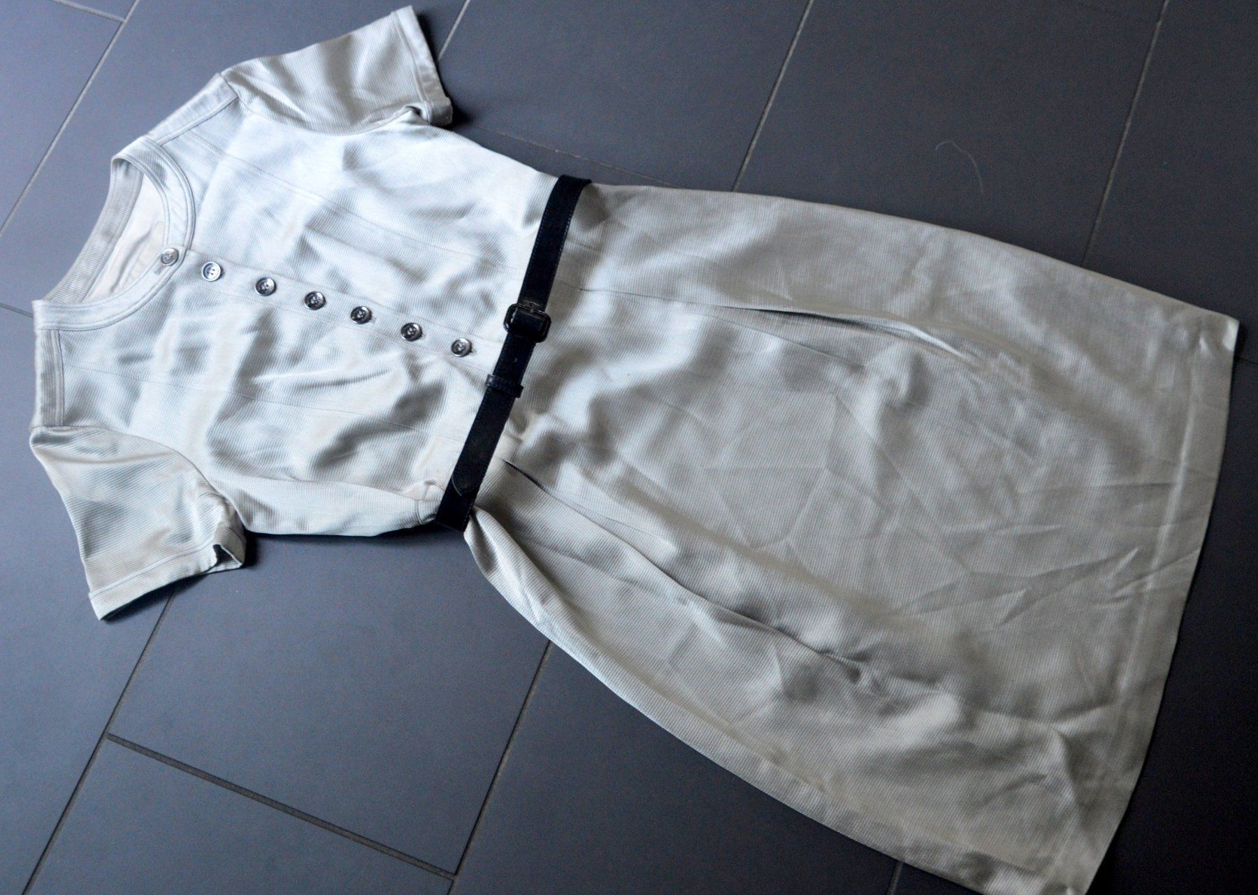 Burberry Vestiti: Kleid  / Robe  Burberry .40 – Usato da Collonges venduto da Auganien 3