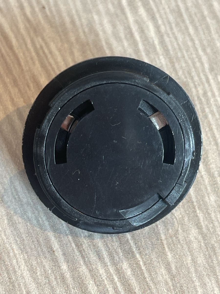 Unità & Adattatore: Schweizer Stecker Adapter – Nuovo (secondo la descrizione) da Hombrechtikon venduto da GianneE 2