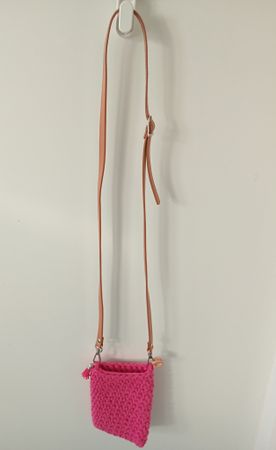 Handgehäkelte Umhängetasche / Handybag – Rosa