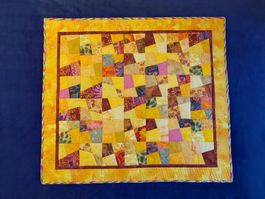 Patchwork Quilt "Lebenskraft" Unikat 97 x 86 cm