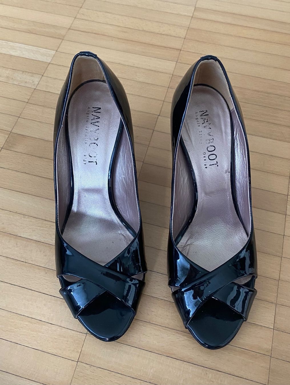 Navyboot Scarpe da donna: Navyboot Pumps Damen Gr. 38 – Usato da Frauenfeld venduto da LIL_NA 2