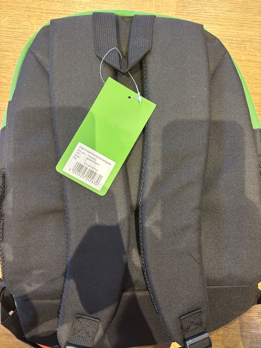 Erima Sacs à dos: Erima Rucksack grün, Neu! – Neuf avec emballage d'origine à Kirchberg SG par lar_8mw6 2