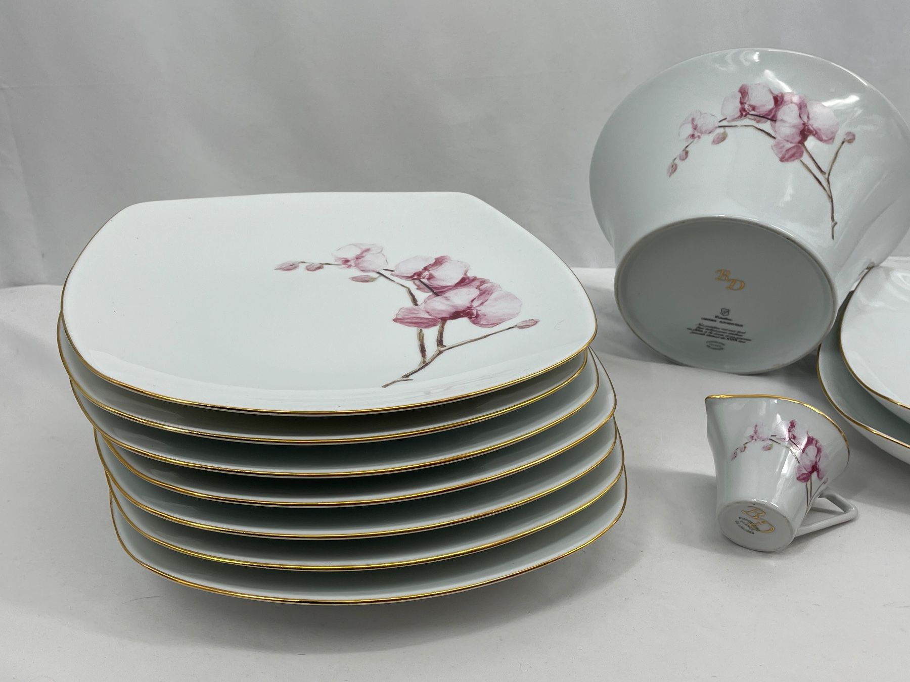 Set di piatti: LIMOGES set de vaisselle – Usato da Lausanne venduto da PlusValue_Lausanne 2